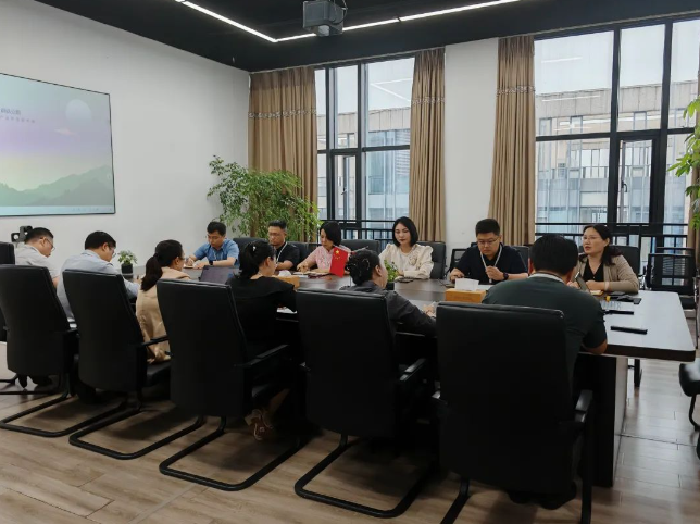商達(dá)公用組織召開(kāi)2024年第一次股東會(huì)暨董事會(huì)、監(jiān)事會(huì)會(huì)議精神宣貫會(huì)
