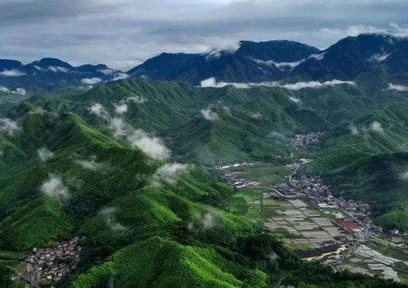 到2030年，碳排放統(tǒng)計(jì)核算體系構(gòu)建完成！8部門聯(lián)合印發(fā)《完善碳排放統(tǒng)計(jì)核算體系工作方案》